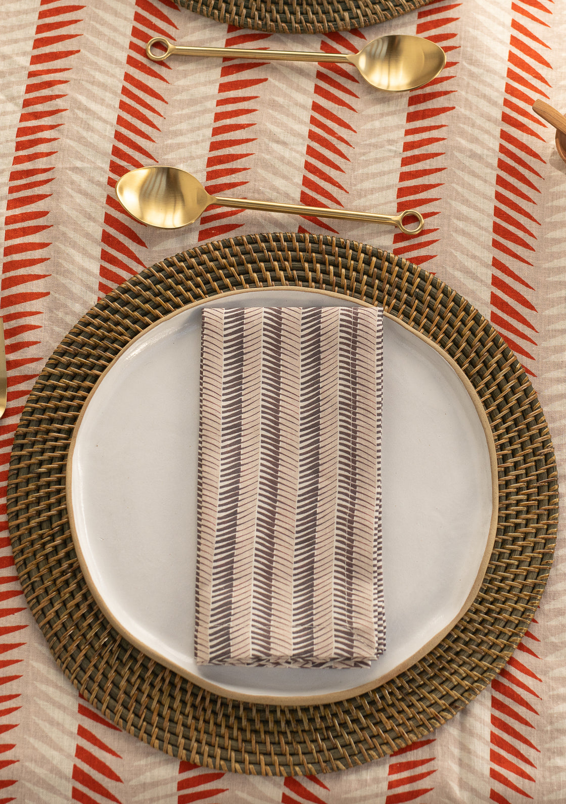 Earth Spears Linen Napkins - set of 4