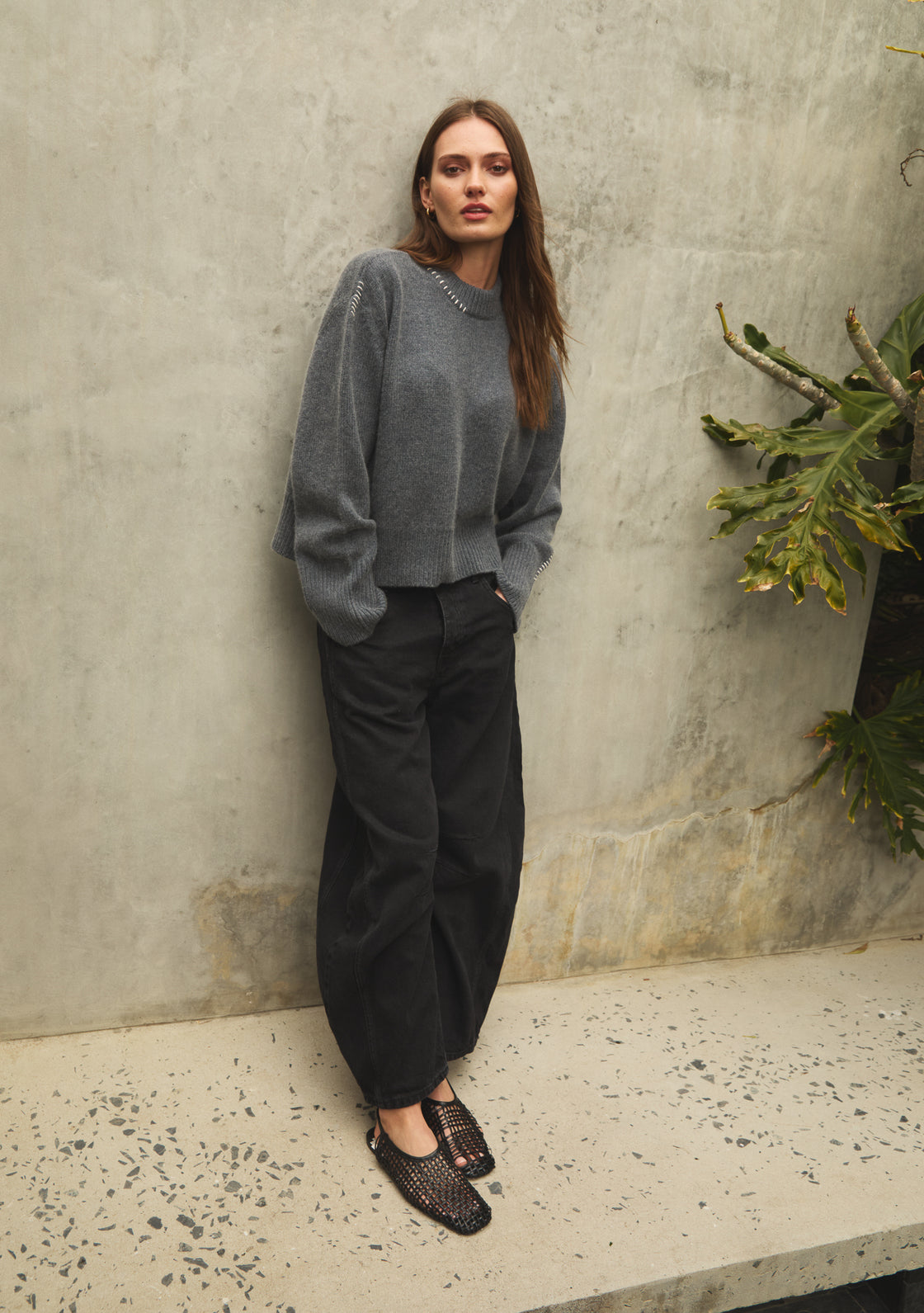 Cashmere Cedar Sweater - Charcoal