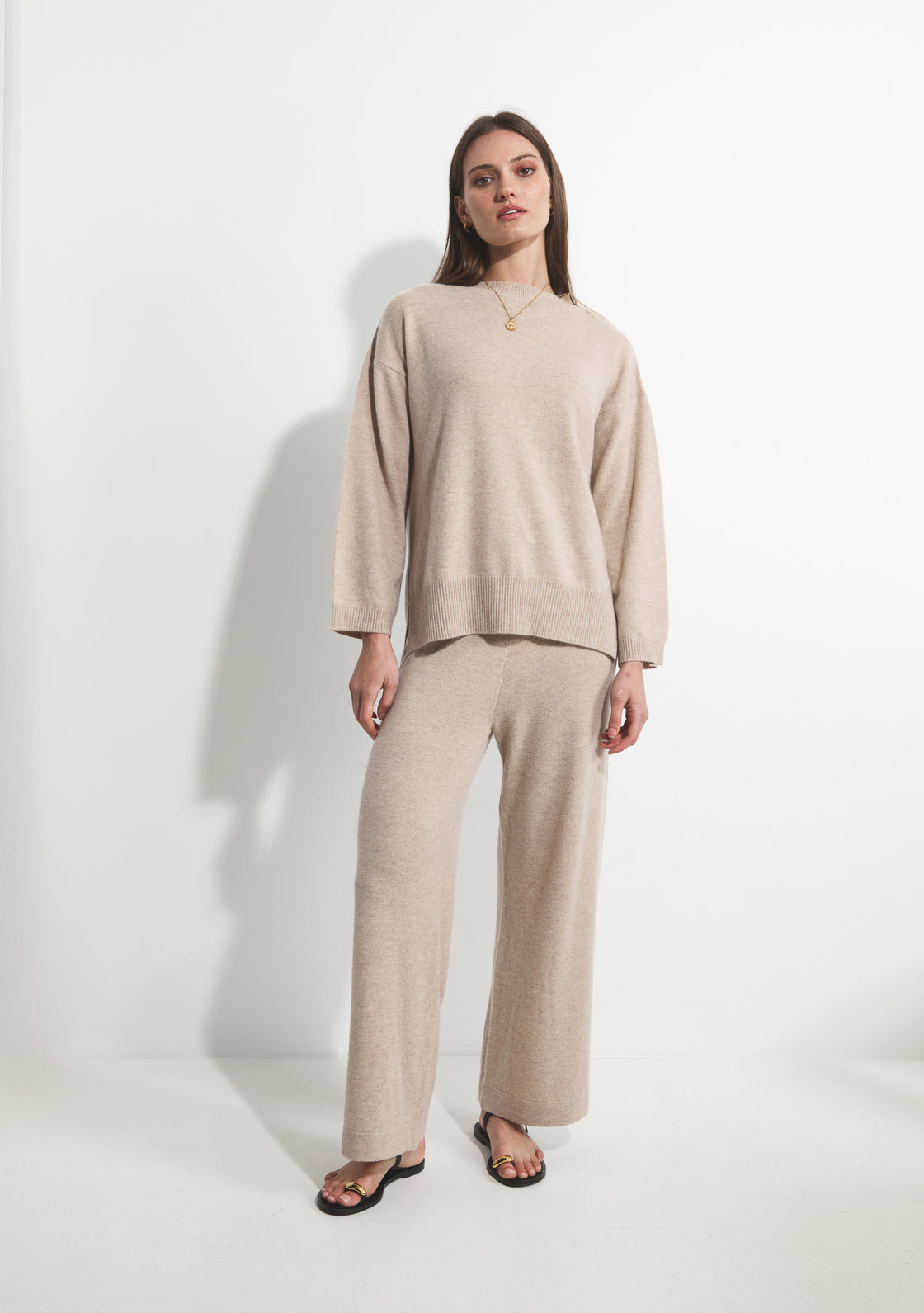 Cashmere Holly Sweater - Almond