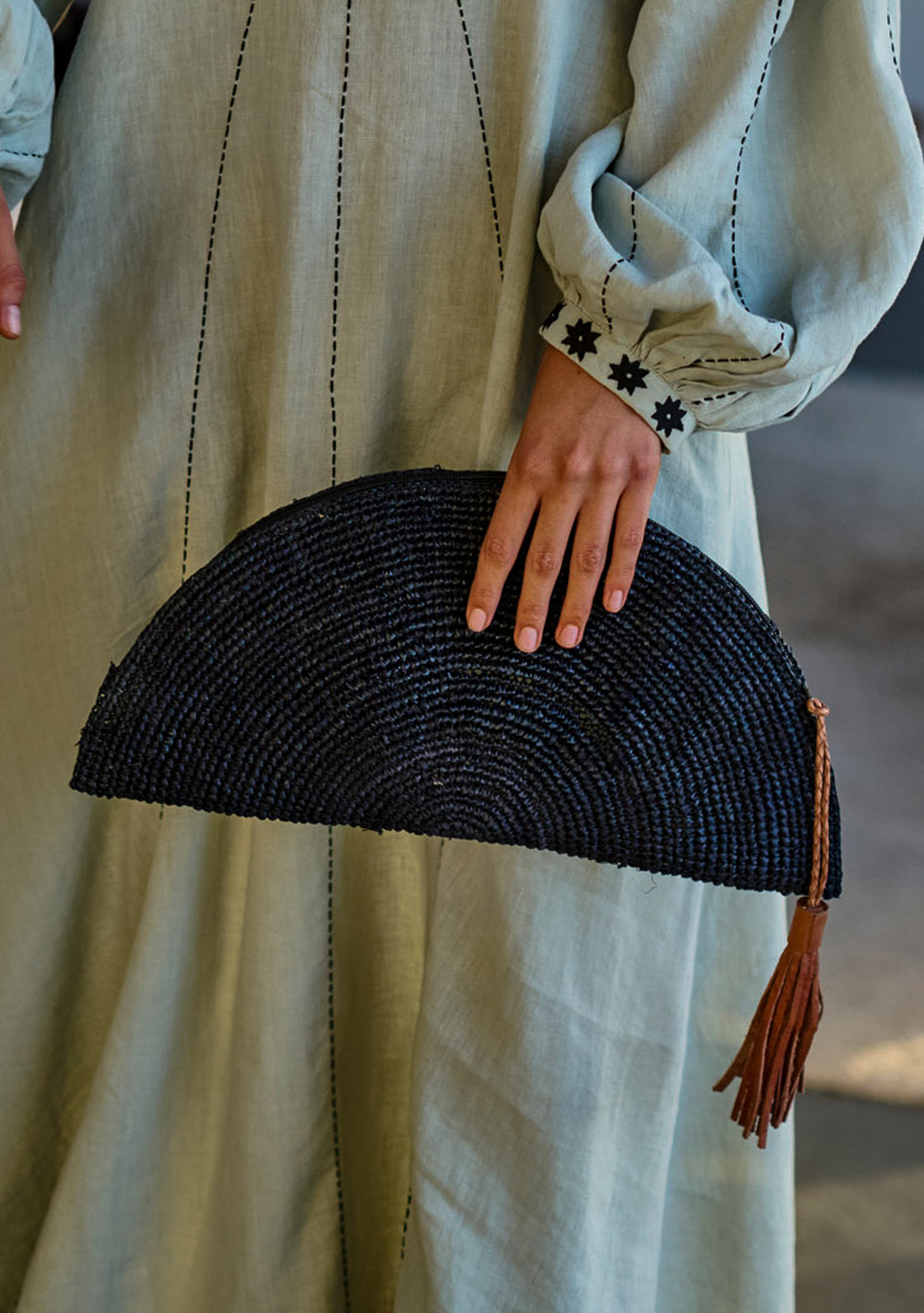 Luna Raffia Clutch - Charcoal