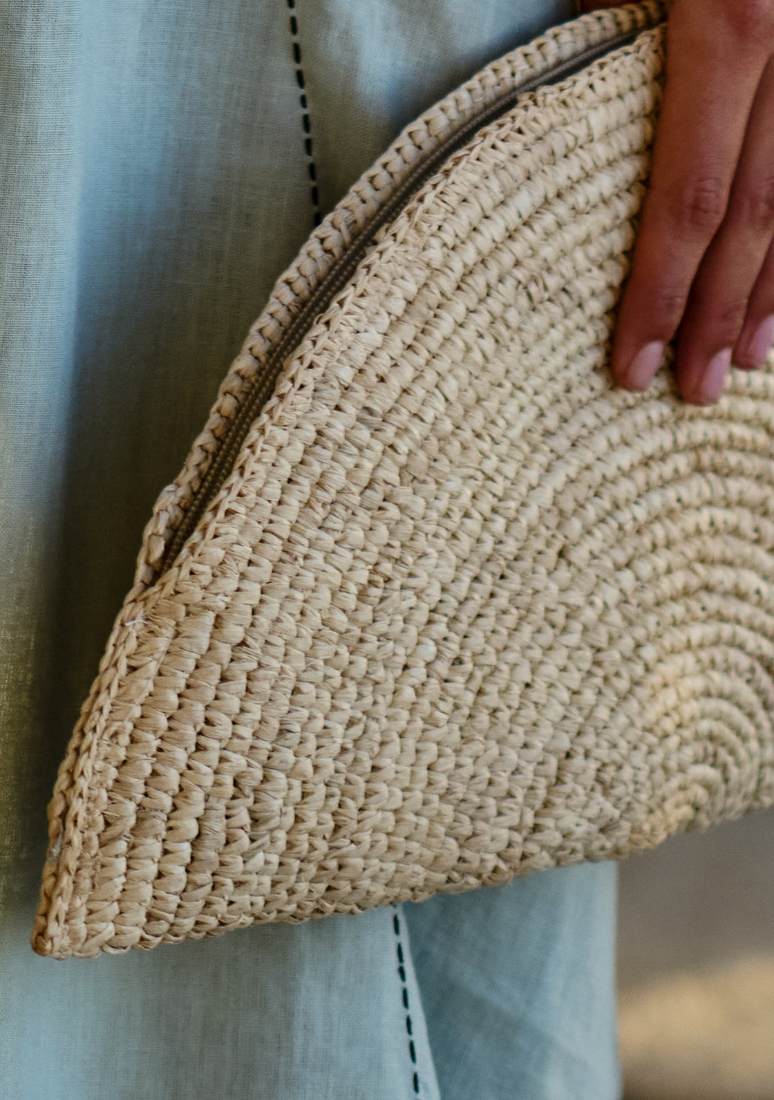 Luna Raffia Clutch - Sand